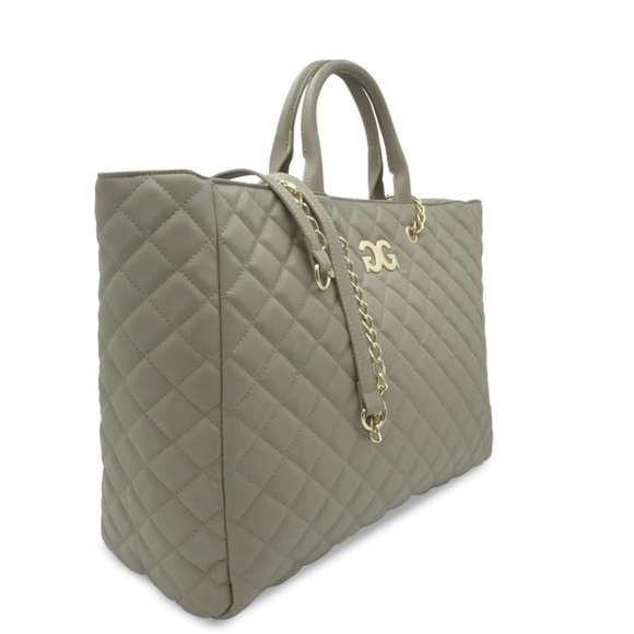 NWT Gilda Paris tote in Grey. Large capacity. Quilted
Pattern. - Picture 6 of 6